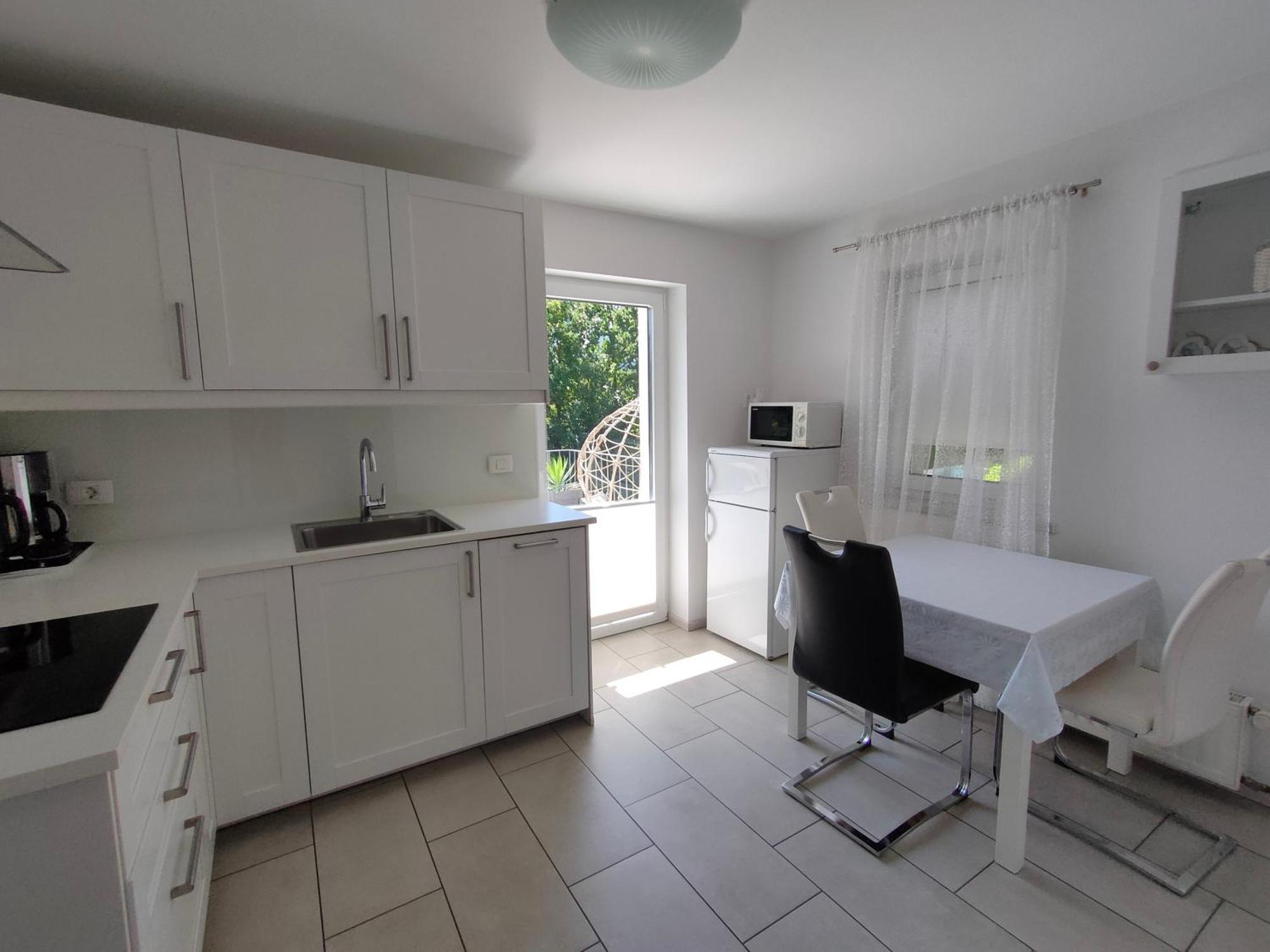 Apartma Neza *