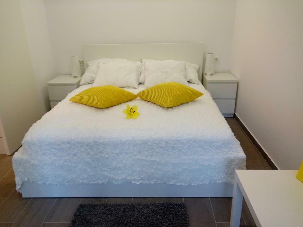 Apartma Neza Apartment